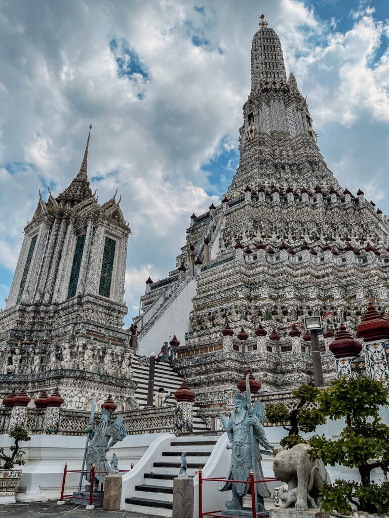Wat Arun Bangkok: Der Tempel der Morgenröte