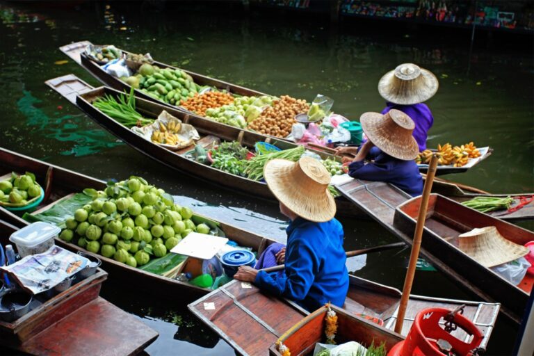 Damnoen Saduak Floating Market -  schwimmende Märkte in Bangkok