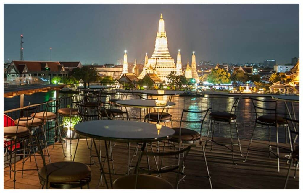 Eagle Nest Rooftop Bar Bangkok - Sala Arun Hotel