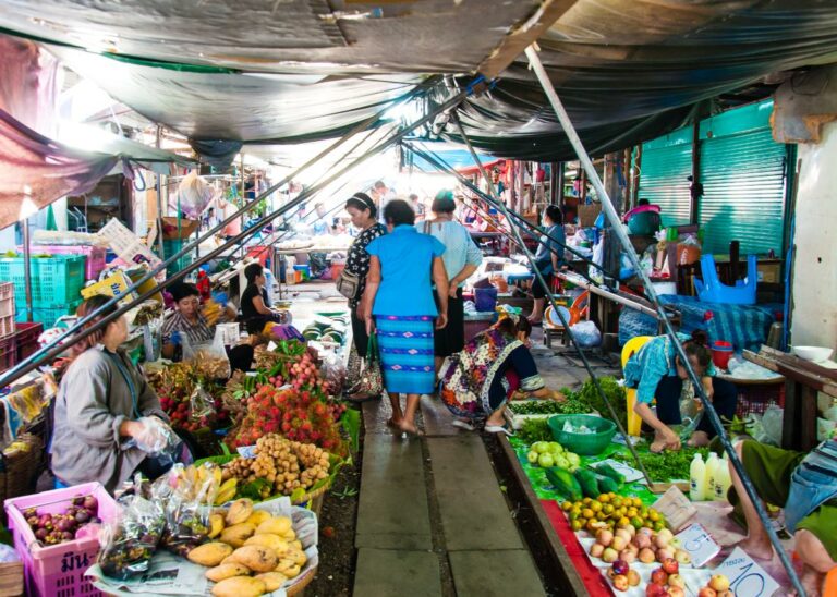 Maeklong Railway Market - Bangkok Insiders